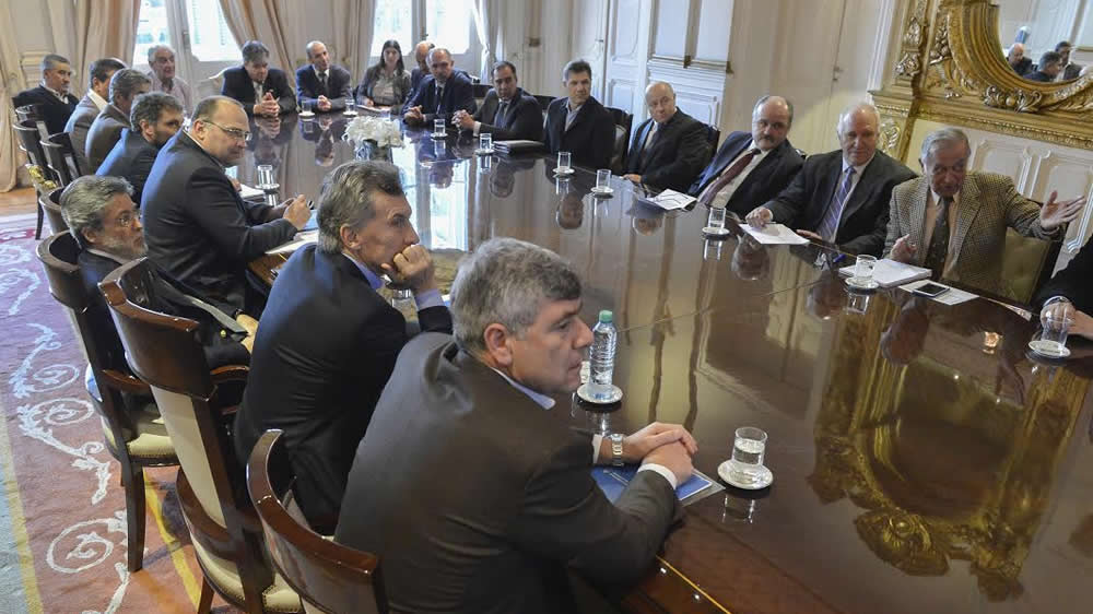 Macri analizó con mesa de carnes bajar ingresos brutos y tasas municipales y limitar evasión de cooperativas