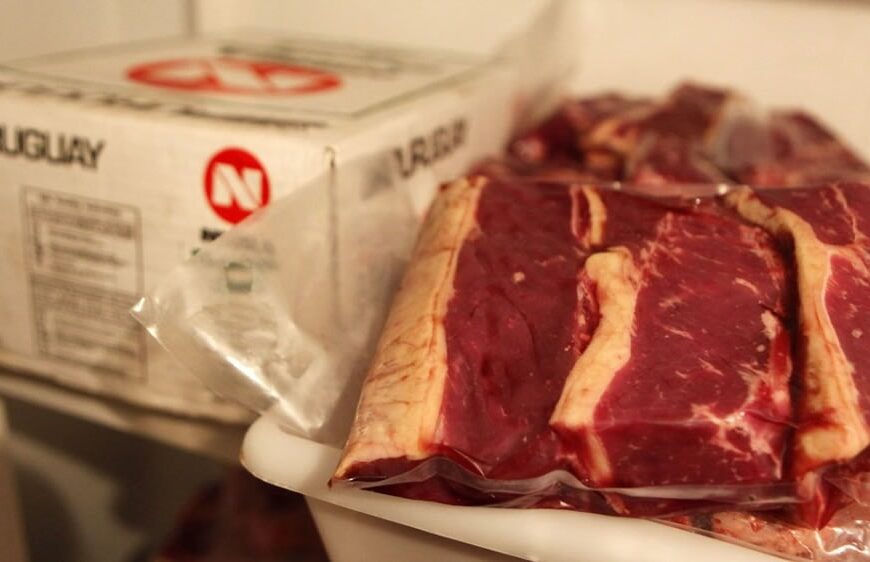 La crisis argentina amenaza la competitividad de la carne uruguaya