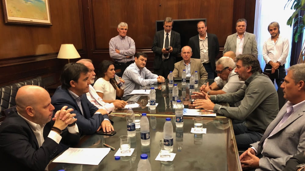 FAA se reunió con el titular del Banco Nación para pedir por los productores en emergencia productiva, económica y financiera para evitar una emergencia social