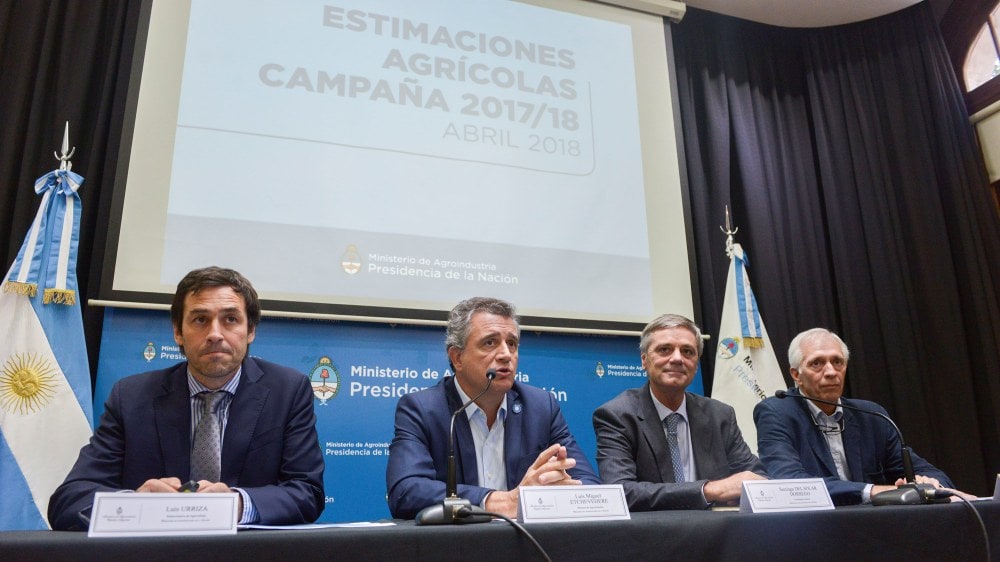 Agroindustria presentó las estimaciones de la campaña gruesa 2017/18