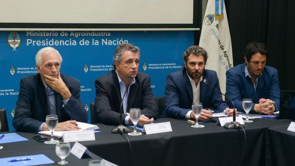 Etchevehere en la Mesa Porcina: «Tenemos que trabajar para que el consumidor siga prefiriendo los productos argentinos»