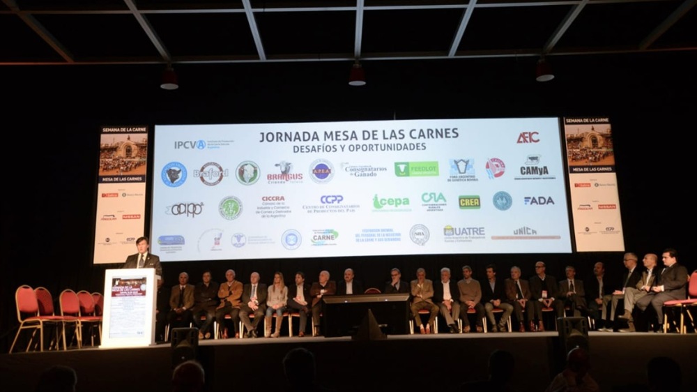 Jornada de la Mesa de las Carnes: un cuarto del precio de la carne corresponde a impuestos