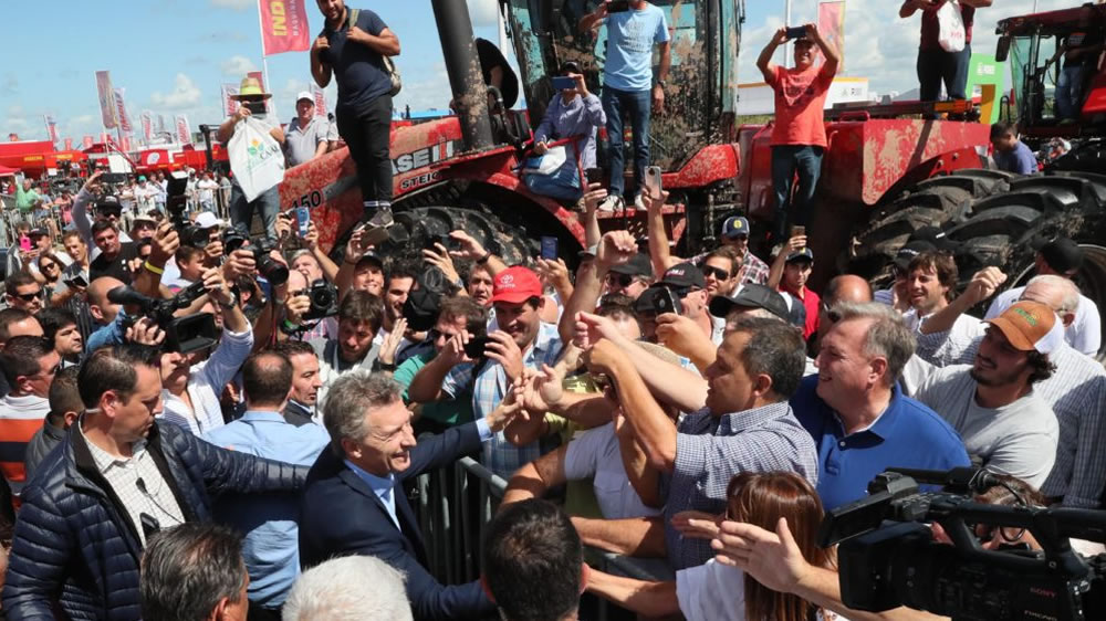 Macri se comprometió a mejorar la seguridad en el campo para “acabar con las mafias que cometen delitos atacando al productor y transportistas”