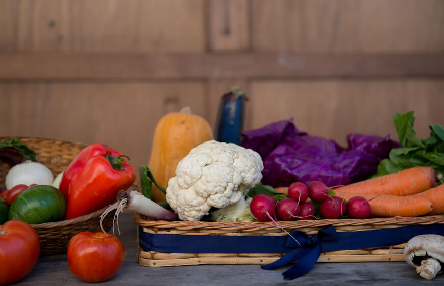 Los precios internacionales de los alimentos retrocedieron por onceavo mes consecutivo pero en la Argentina las subas continúan