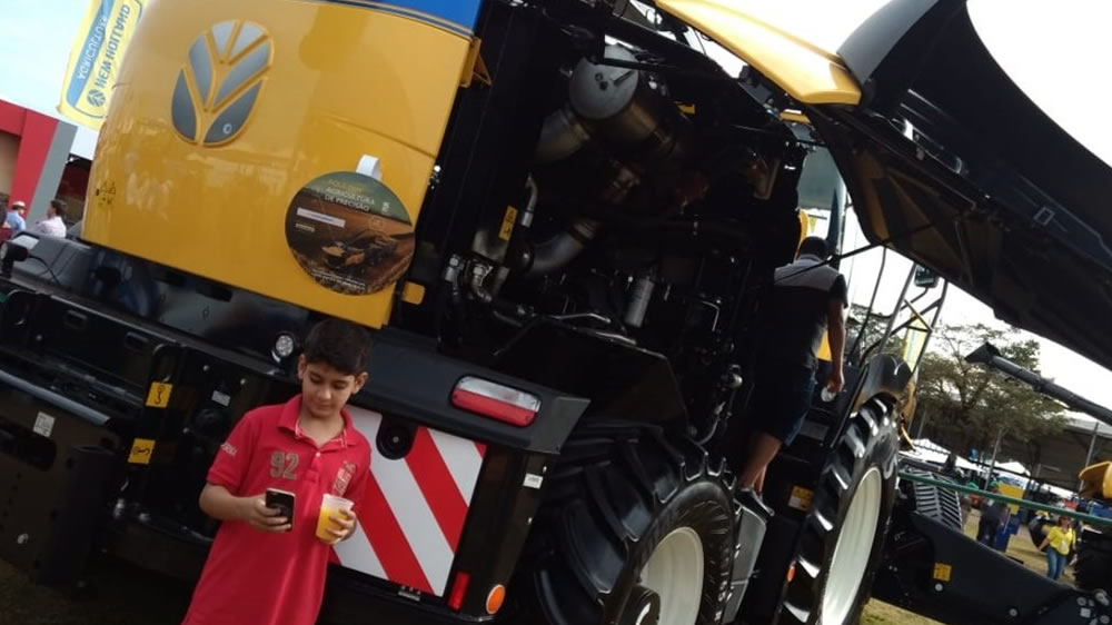 Agrishow: Digitales y conectados, la onda juvenil que es tendencia en los fierros del campo