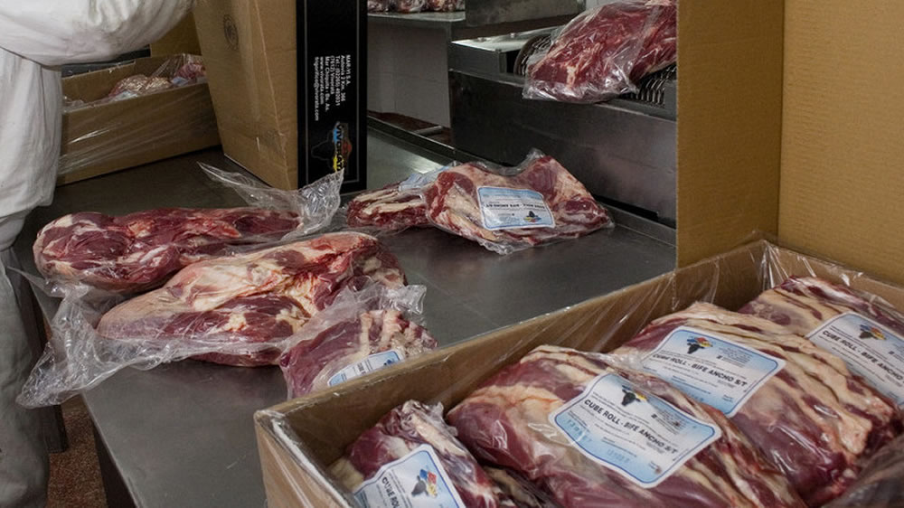 En China bajó la fiebre, pero sigue en rojo la oferta de carne