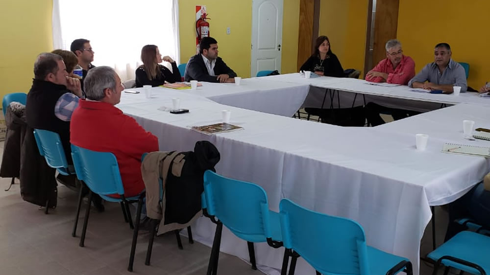 Reunión con integrantes del Ministerio de Educación de la provincia