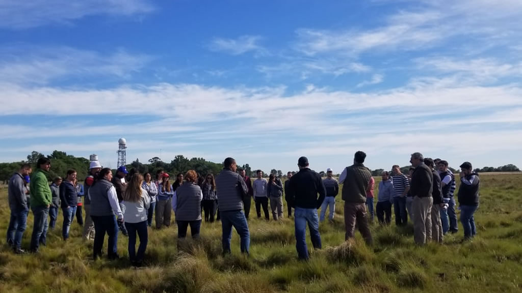 Recorrida por las megatérmicas en INTA Anguil