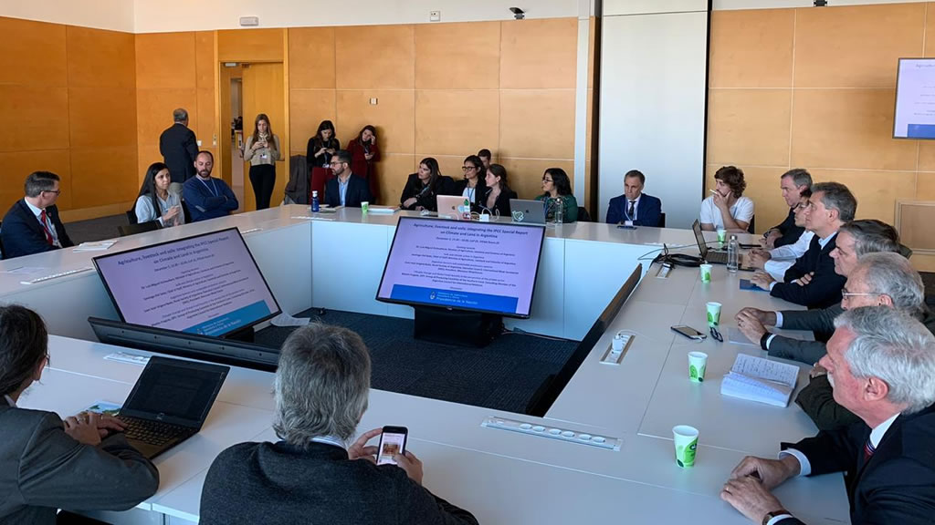 Etchevehere presentó el Sistema de Producción Argentino en la COP25, en Madrid