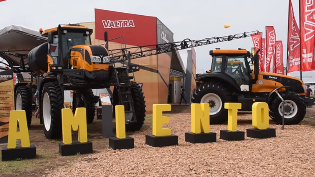 Valtra le agrega tecnología y confort a sus tractores reconocidos por la rusticidad