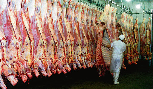 El gremio de trabajadores de la carne amenaza con denunciar a los frigoríficos que no cubran la guadería de sus hijos