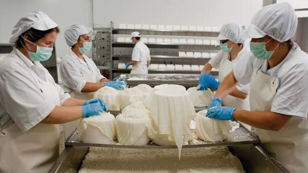 Incorporan la elaboración artesanal de lácteos al Código Alimentario Argentino