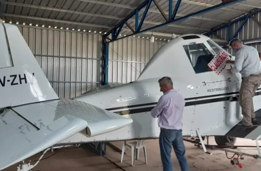 Córdoba: clausuran un avión pulverizador por no estar registrado y trabajar sin receta fitosanitaria