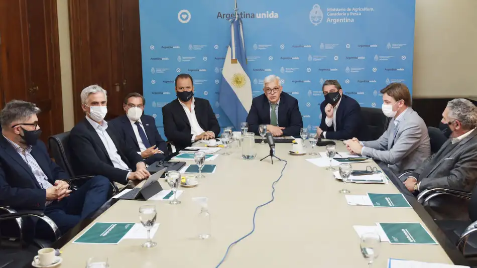 Gobierno y campo se unen para que Argentina sea líder en producción agropecuaria sostenible