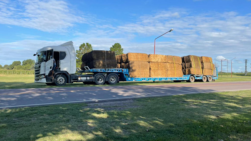 Envían megafardos pampeanos a Corrientes