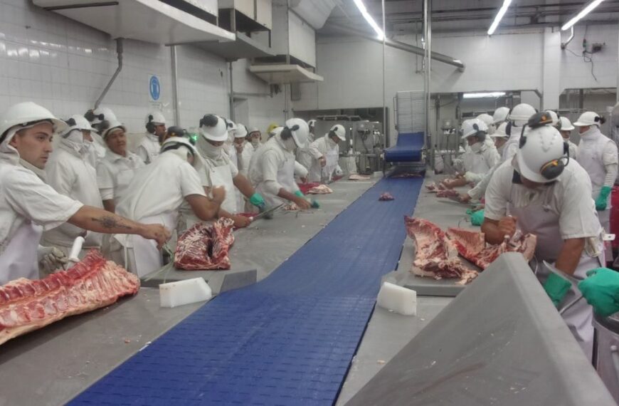 Producción visitó el Frigorífico Carnes Pampeanas