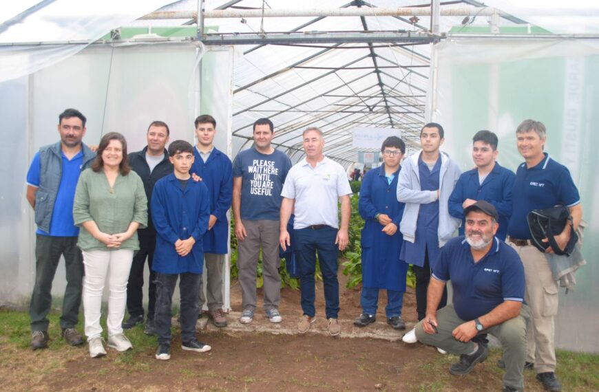 Estudiantes alvearenses participaron de la jornada Hortícola del CERET