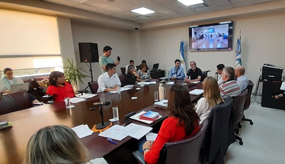 Exposición en Legislatura del Neuquén sobre el rol de la Barrera Zoofitosanitaria Patagónica