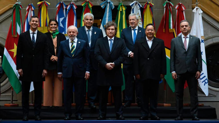 Milei pidió más libertad comercial en el Mercosur y Lula retrucó con el azúcar: alarma en los productores del NOA