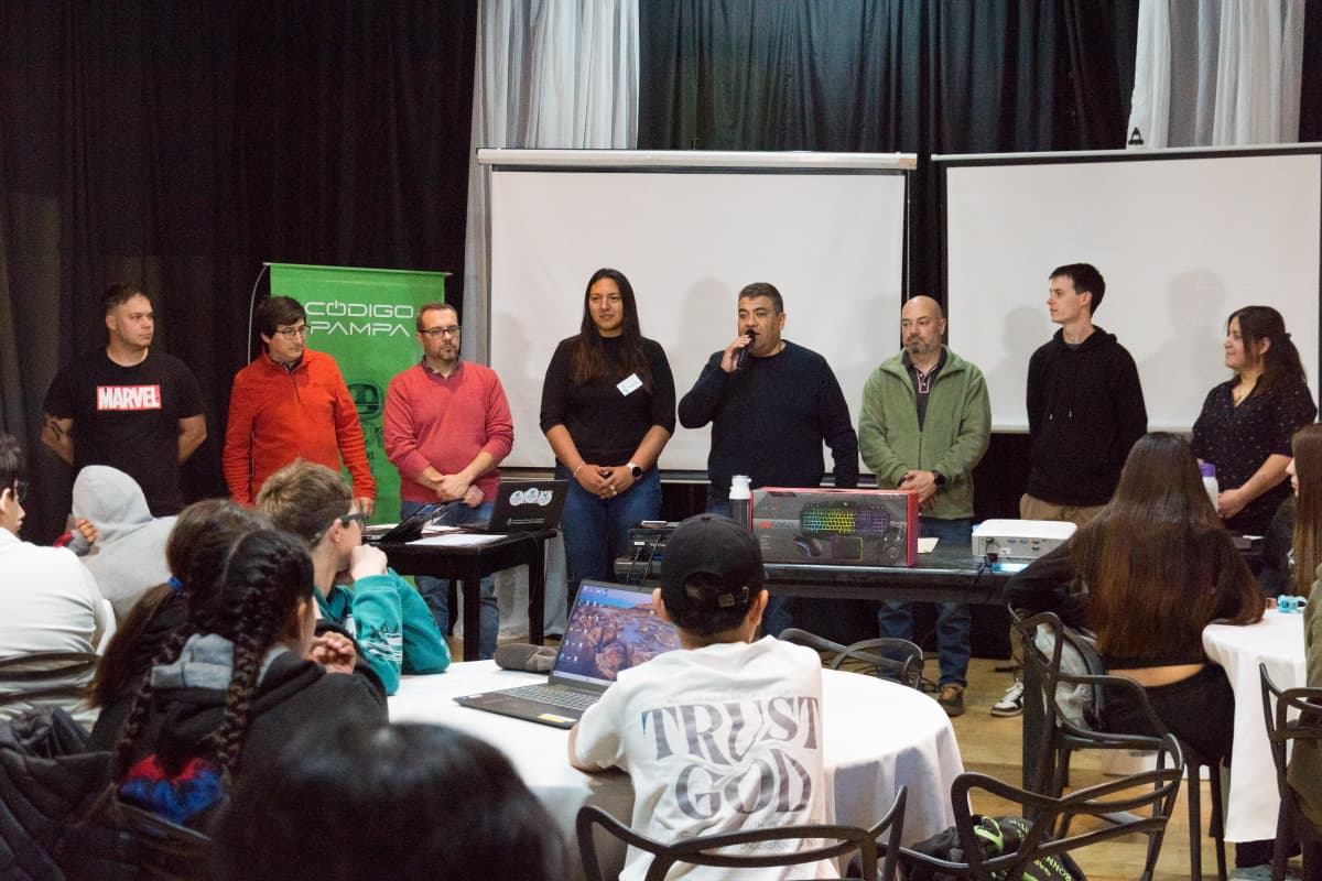 Realicó fue sede de una jornada de Código Pampa con foco en la formación digital juvenil