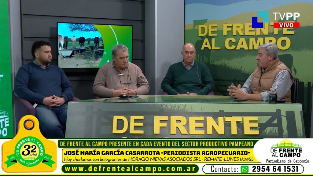 Mesa del programa De Frente al Campo en TVPP con invitados y periodista agropecuario