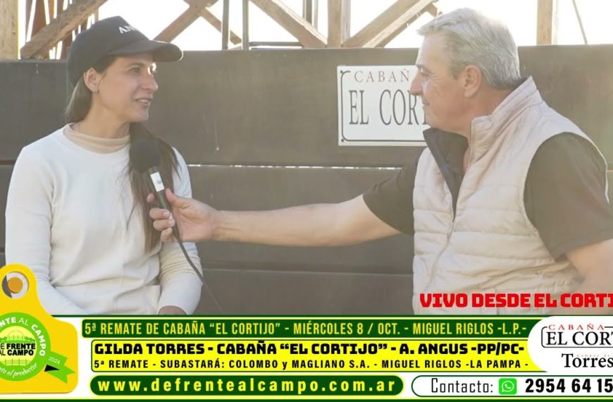Gilda Torres 5to remate Cabaña El Cortijo, Campos de Torres junto a periodista de De Frente al Campo en Miguel Riglos, La Pampa.