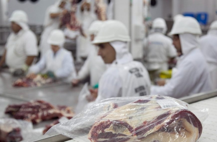 Con la firma del acuerdo, se amplía a 100.000 toneladas el cupo para exportar carne vacuna de manera preferencial a Estados Unidos